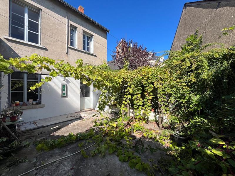 Maison - 224 m² - 11 pièces