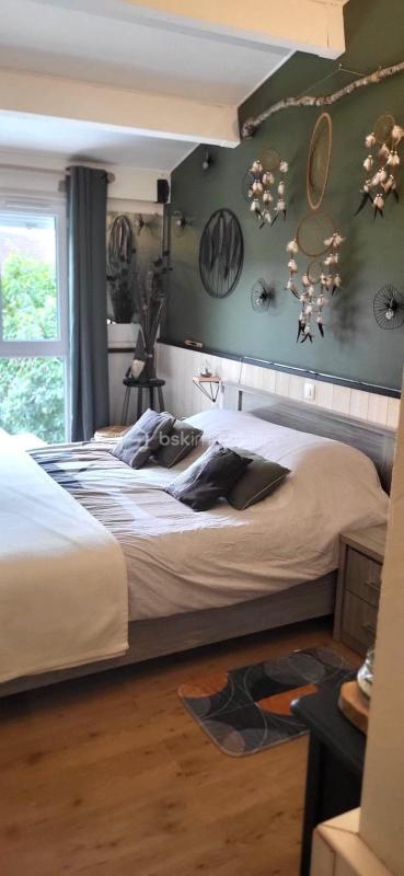 Maison jumelée - 98 m² - 5 pièces