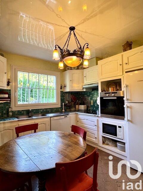 Maison - 190 m² - 7 pièces