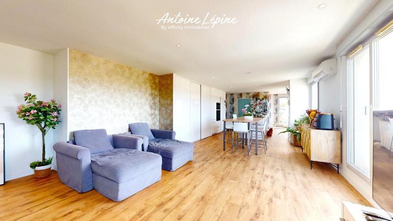 Appartement - 125 m² - 5 pièces