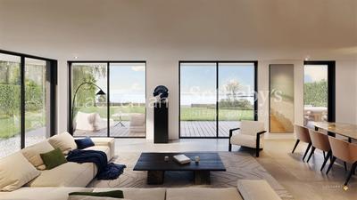 Maison - 300 m² - 7 pièces