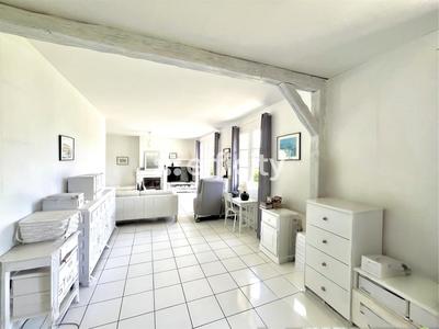 Maison - 140 m² - 7 pièces