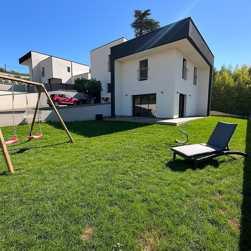 Maison - 130 m² - 5 pièces
