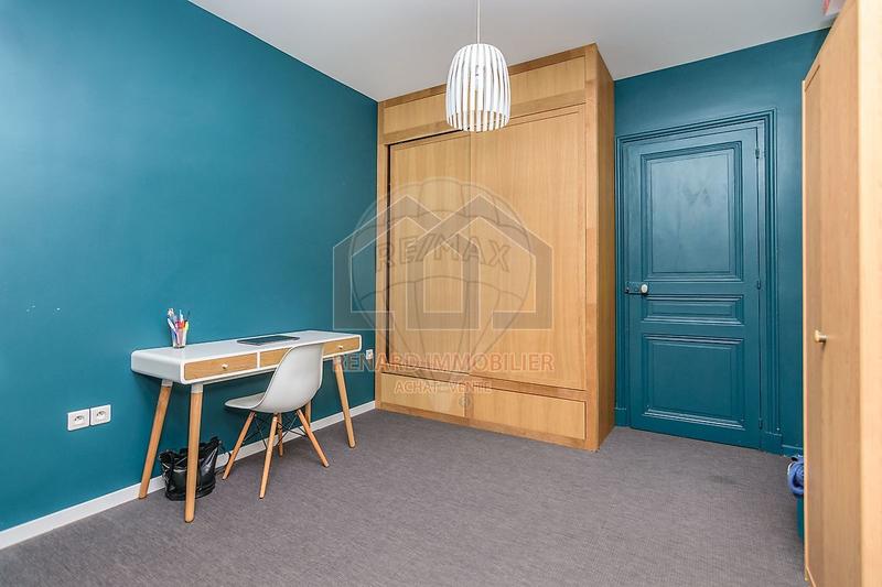 Appartement - 142 m² - 6 pièces