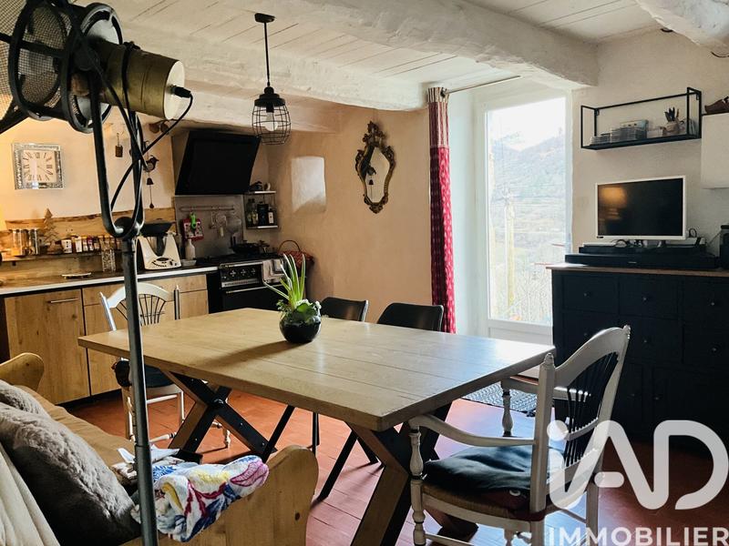 Maison de village - 84 m² - 3 pièces