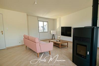 Maison - 99 m² - 5 pièces