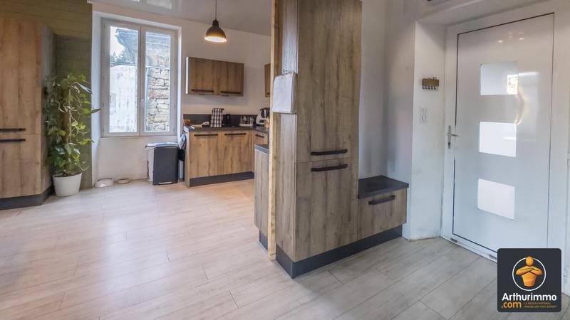 Maison - 90 m² - 3 pièces