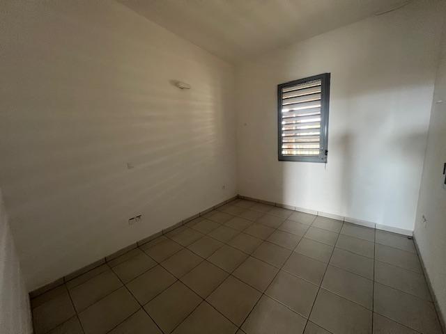 Appartement ancien - 96 m² - 4 pièces