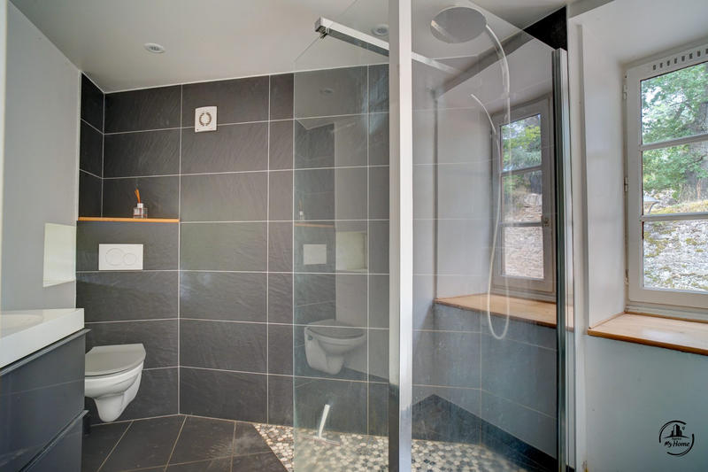 Maison ancienne - 166 m² - 7 pièces