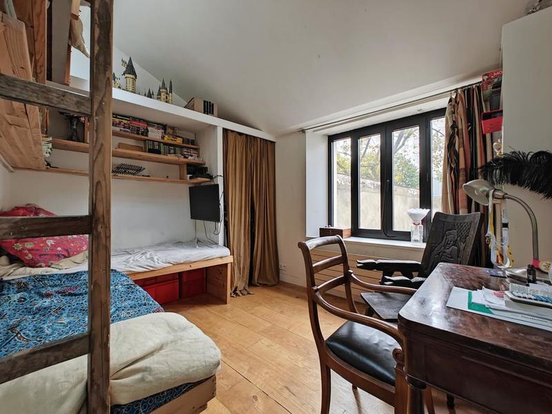 Appartement - 200 m² - 6 pièces