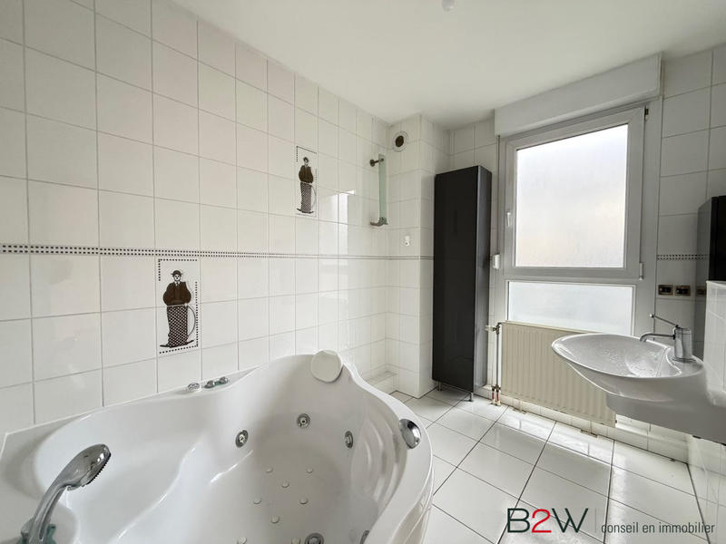 Appartement - 115 m² - 4 pièces