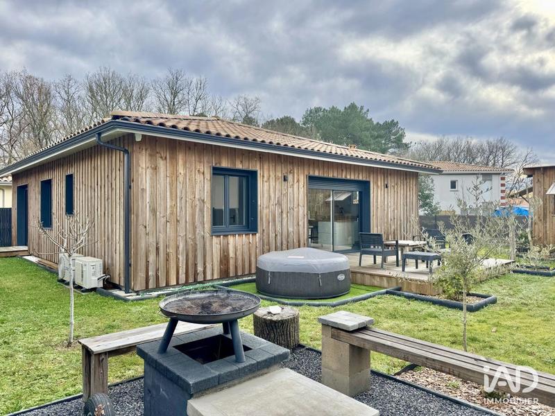 Maison - 101 m² - 4 pièces