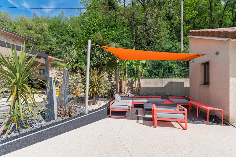 Bastide - 248 m² - 9 pièces