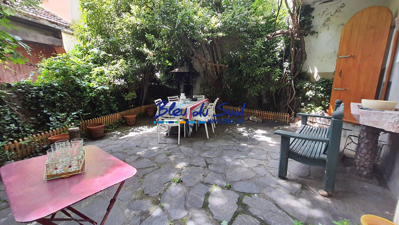 Maison - 196 m² - 10 pièces