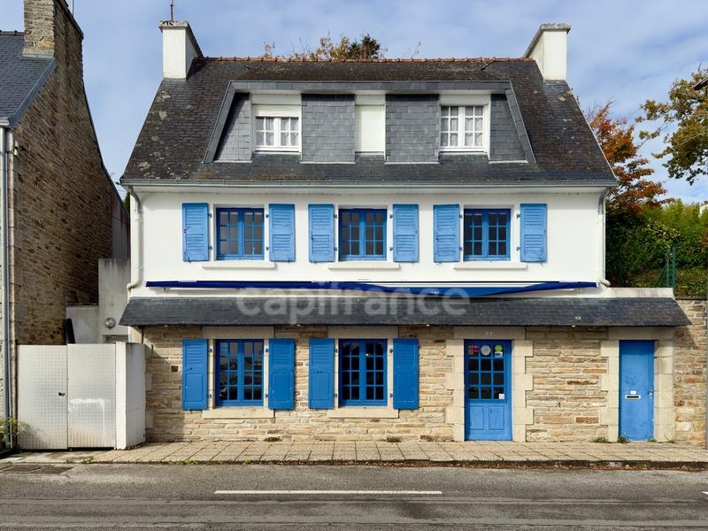 Maison - 200 m² - 9 pièces