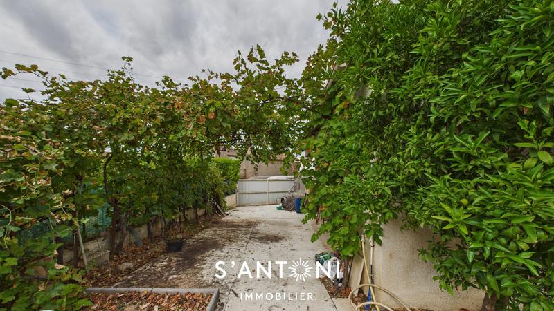 Maison - 94 m² - 6 pièces