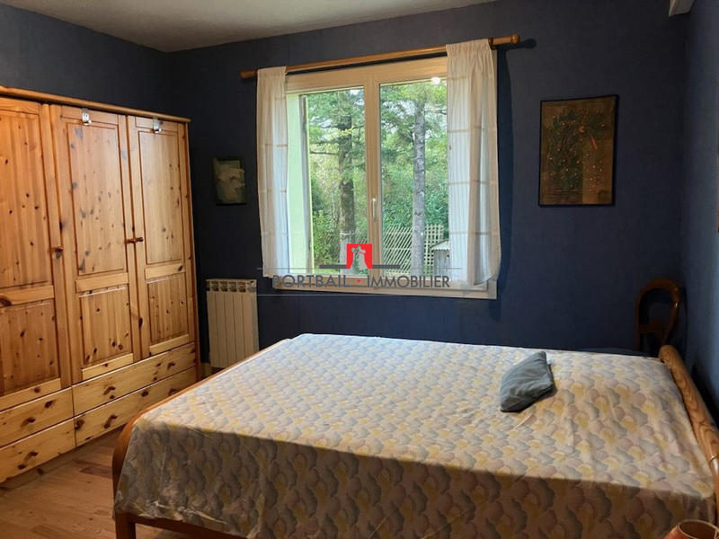 Maison - 220 m² - 6 pièces