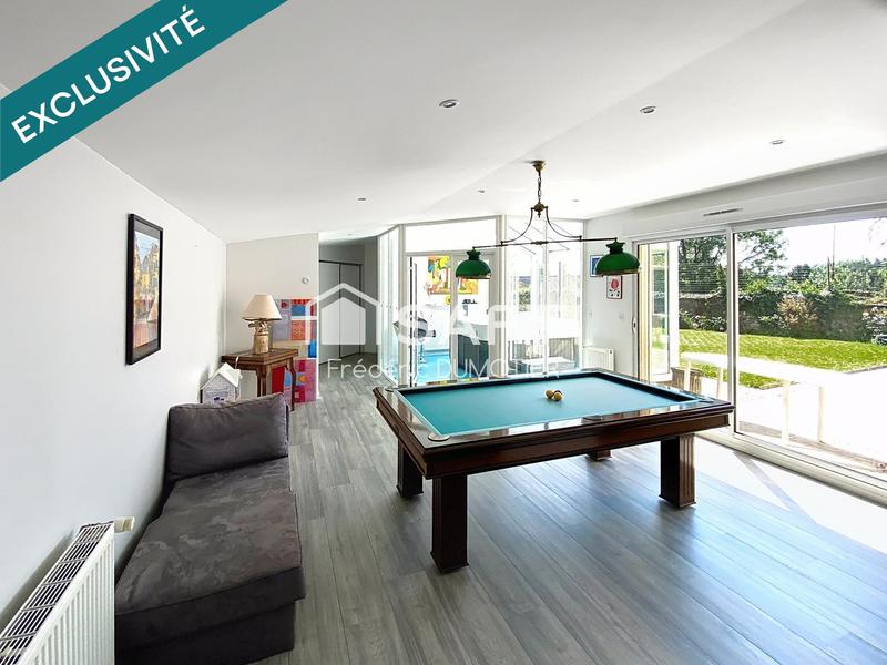 Propriété - 369 m² - 11 pièces