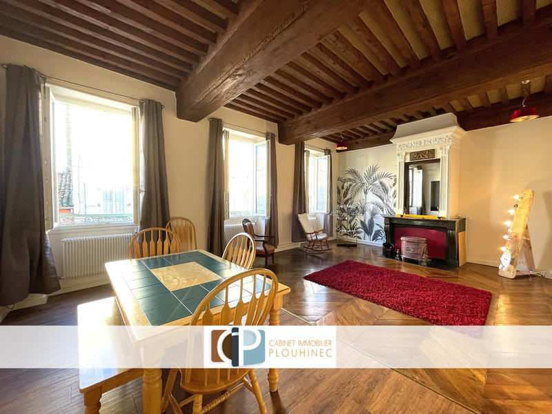 Appartement - 90 m² - 3 pièces