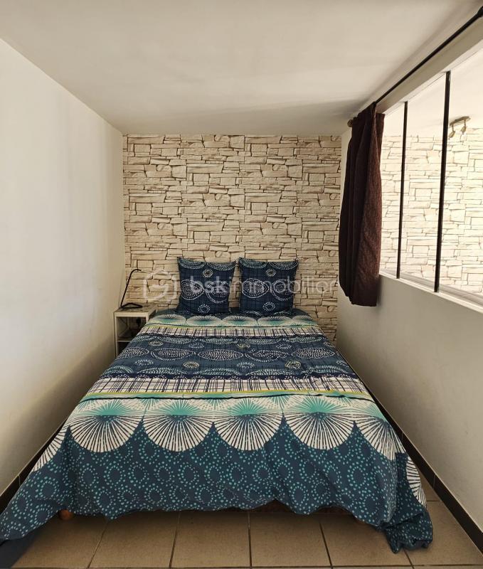 Demeure - 242 m² - 11 pièces