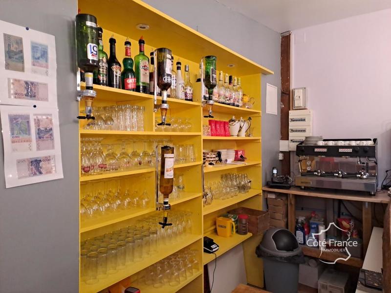 Fonds de commerce - Local commercial - 113 m²