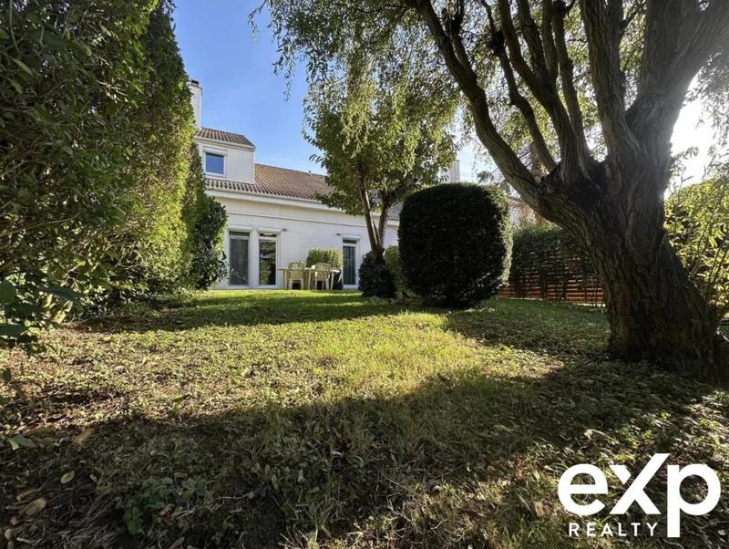 Maison - 106 m² - 5 pièces