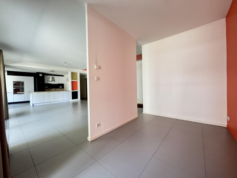 Appartement - 135 m² - 4 pièces