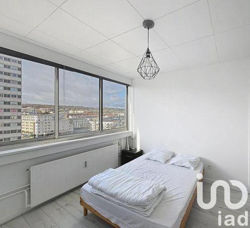 Appartement - 92 m² - 5 pièces