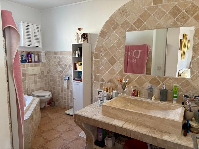 Villa - 115 m² - 6 pièces