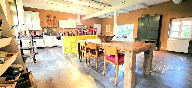 Manoir - 270 m² - 10 pièces