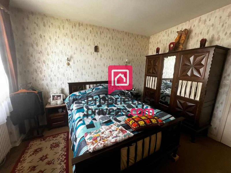 Maison - 205 m² - 8 pièces