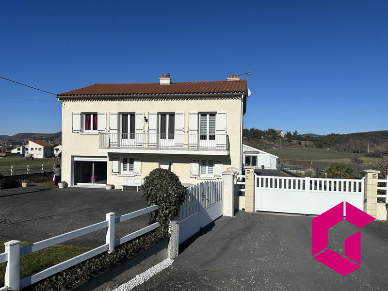 Maison - 175 m² - 6 pièces