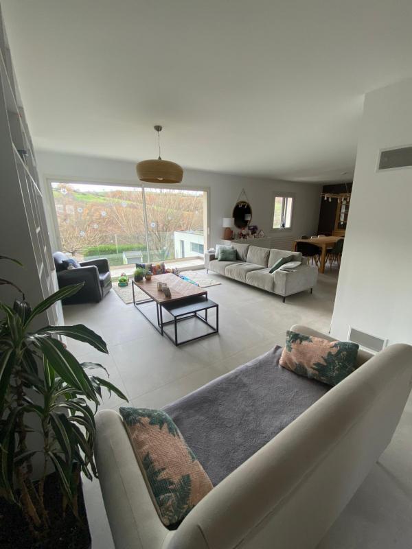 Villa - 157 m² - 6 pièces