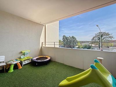 Appartement - 80 m² - 4 pièces