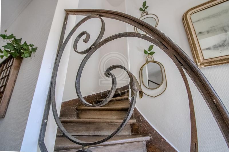 Maison ancienne - 184 m² - 7 pièces