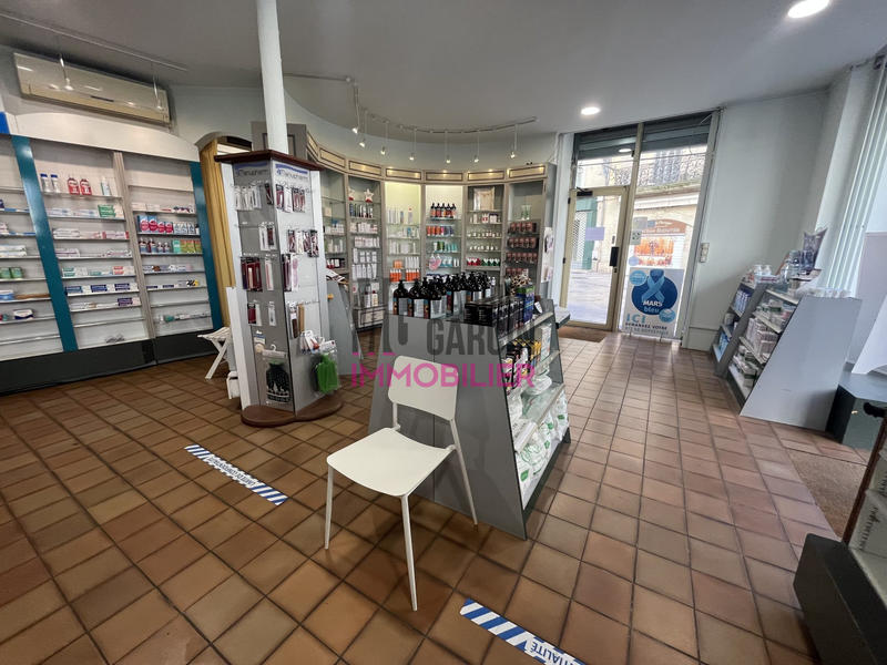 Local commercial - 155 m²