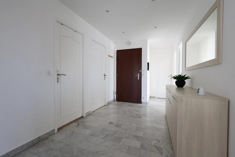 Appartement - 86 m² - 4 pièces