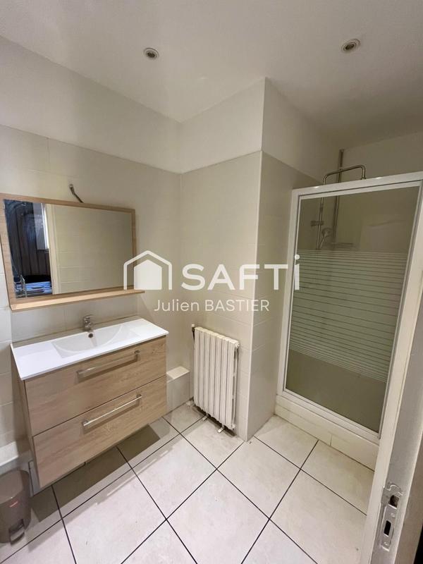 Villa - 200 m² - 6 pièces