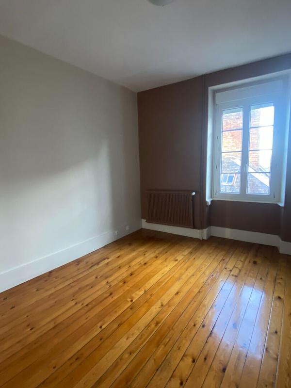 Appartement - 150 m² - 6 pièces