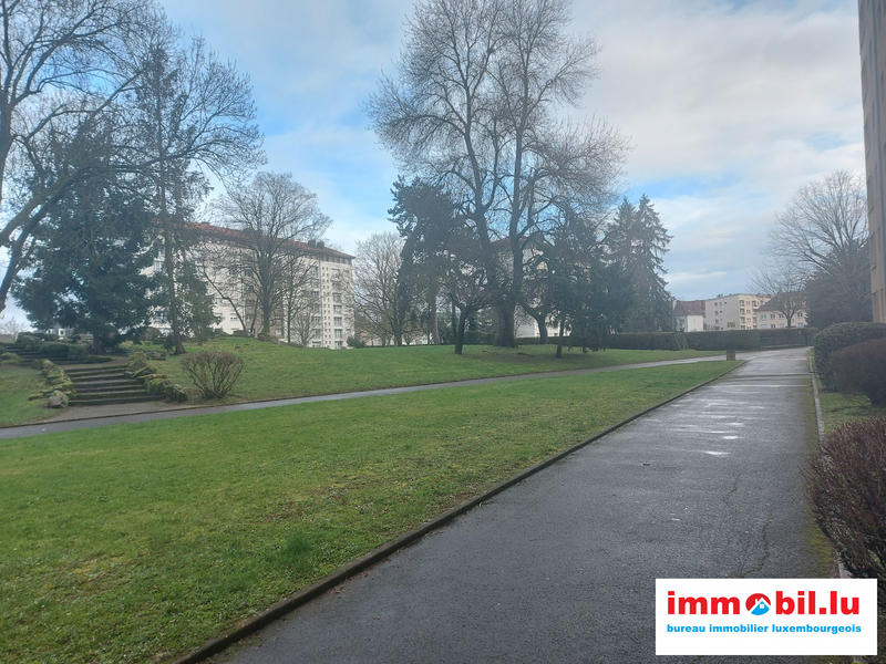 Appartement - 96 m² - 5 pièces