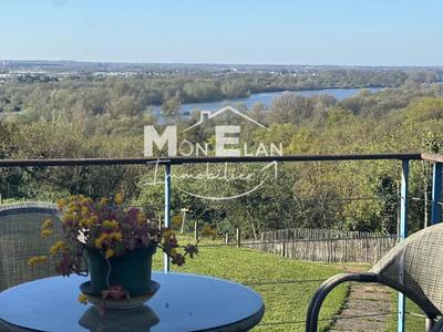 Propriété - 213 m² - 8 pièces