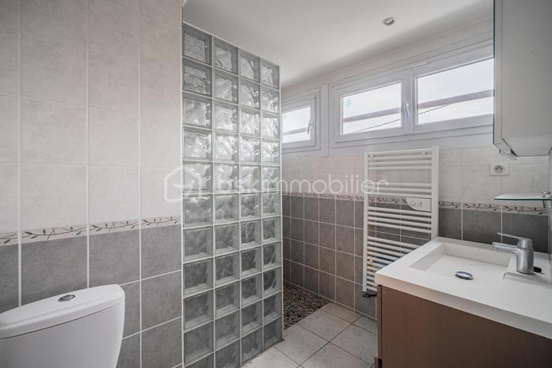 Maison - 123 m² - 4 pièces