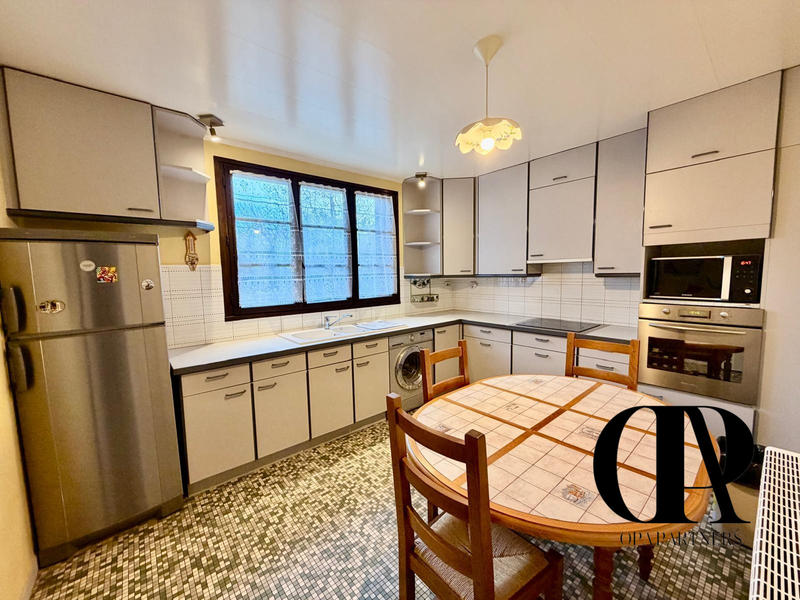 Maison contemporaine - 180 m² - 8 pièces