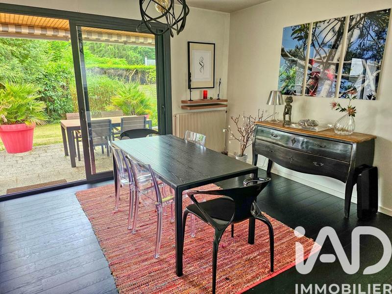 Maison - 104 m² - 4 pièces