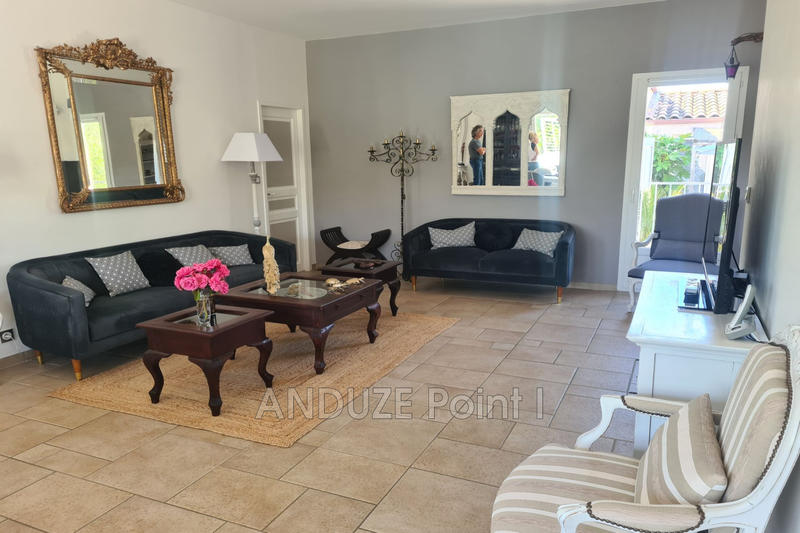 Maison - 194 m² - 8 pièces