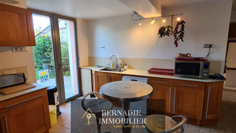 Maison de village - 180 m² - 6 pièces