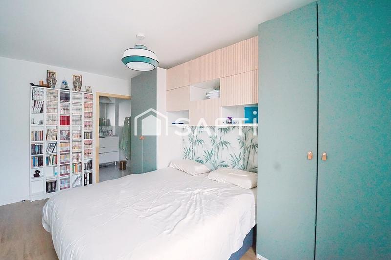 Appartement - 99 m² - 4 pièces