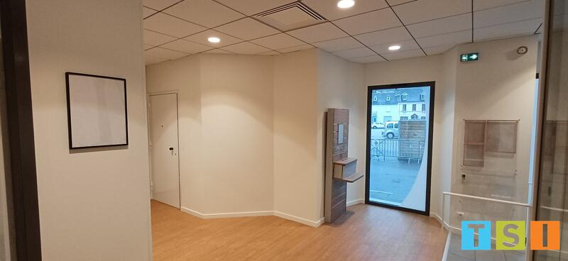 Bureau - 210 m² - 4 pièces