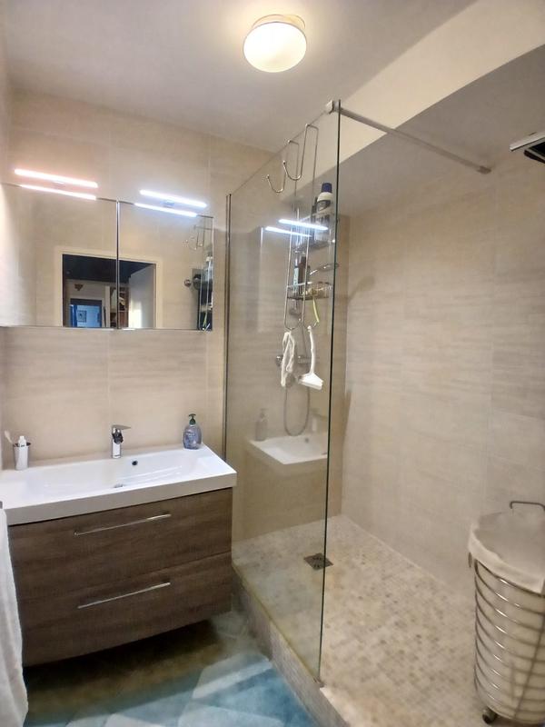 Appartement - 84 m² - 4 pièces