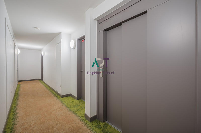 Appartement - 121 m² - 5 pièces